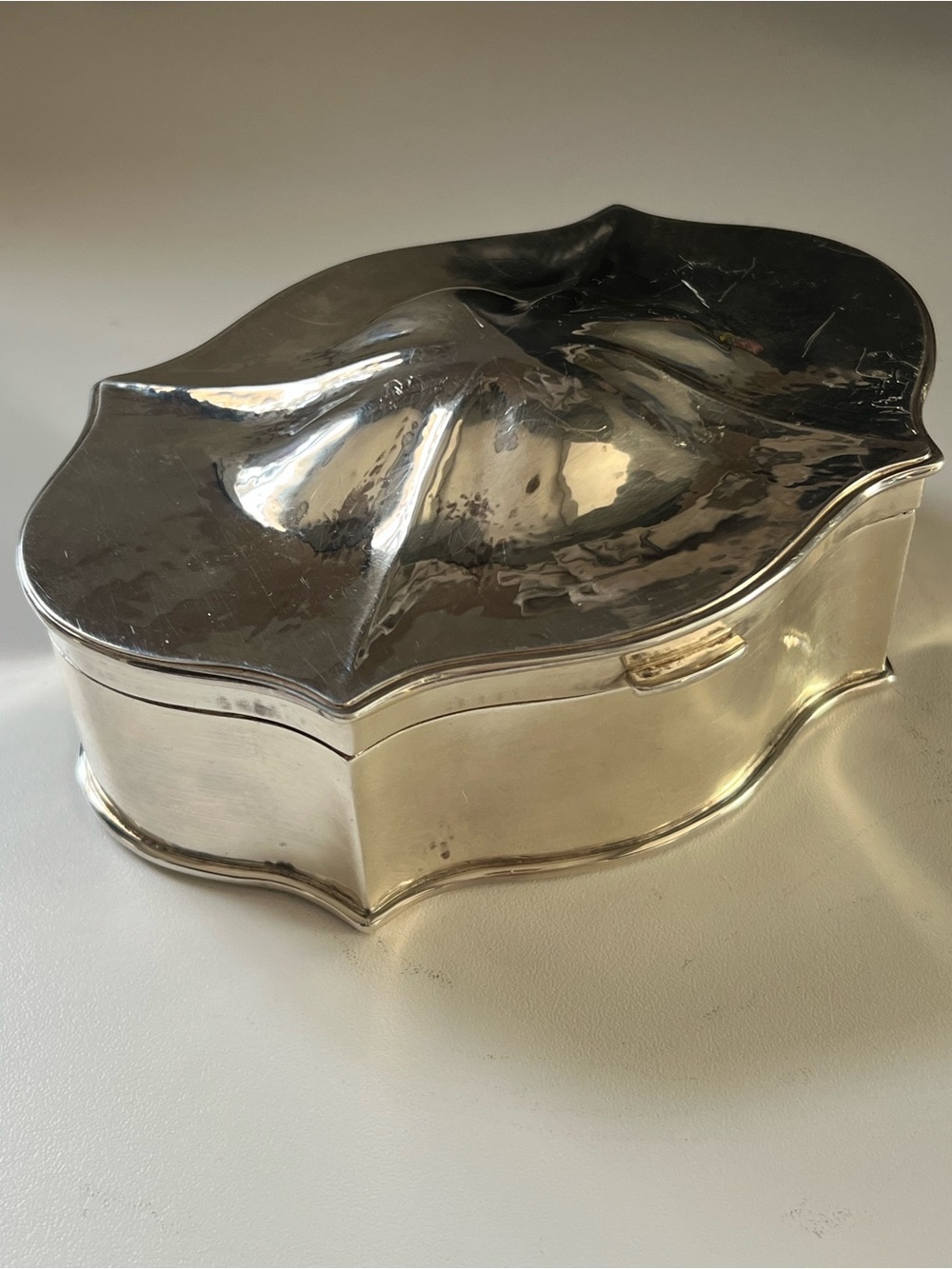 Buccellati Italy 925 Silver Scalloped Hinged Trinket Box Red Velvet Lined